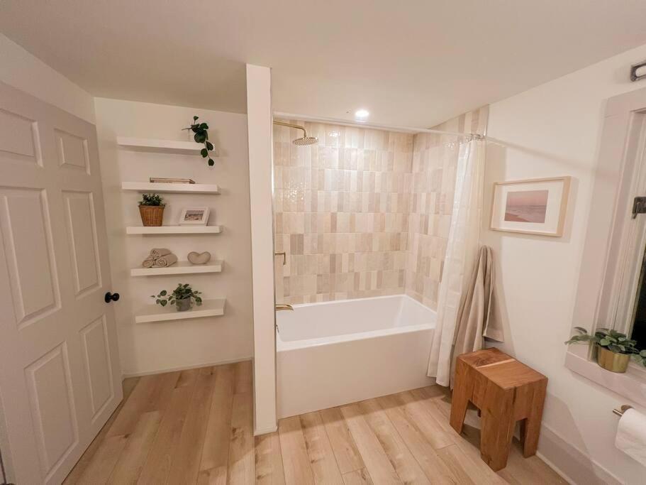 Beach House In Niagara Wainfleet المظهر الخارجي الصورة